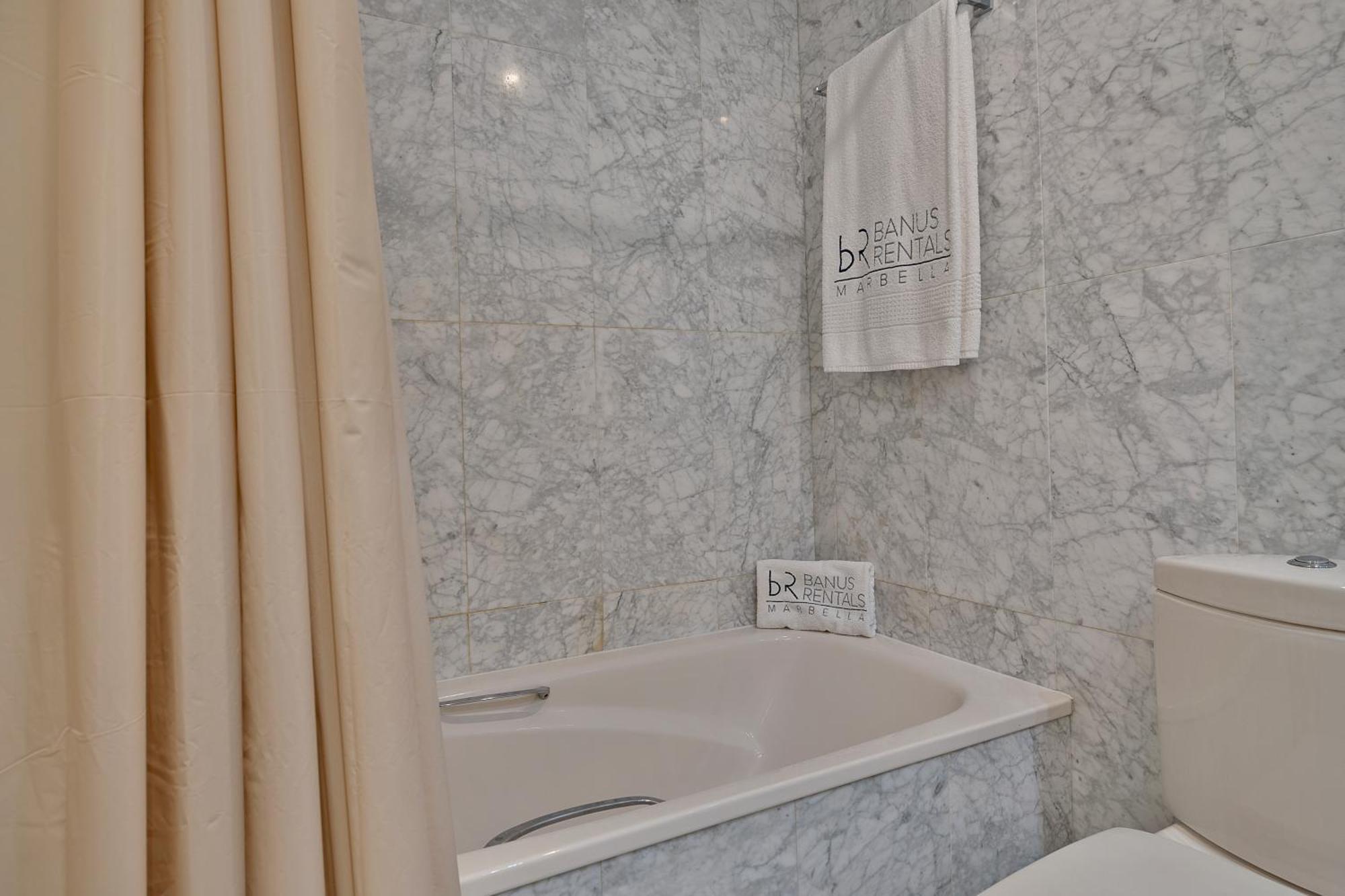 2 Bedroom In Medina Garden - Puerto Banus Marbella